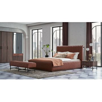 Set Mobila Dormitor din pal si metal, cu pat 200 x 180 cm, 4 piese Matilda Nuc / Caramiziu