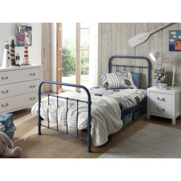 Set Mobila dormitor din lemn de pin si MDF cu pat metalic, pentru copii 3 piese New York Albastru / Alb, 200 x 90 cm