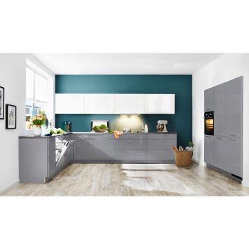 BUCĂTĂRIE LA COMANDĂ