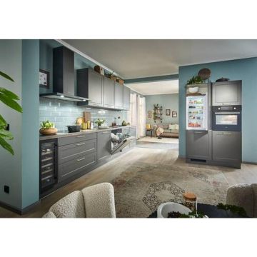 BUCĂTĂRIE LA COMANDĂ