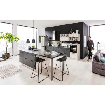 BUCĂTĂRIE LA COMANDĂ