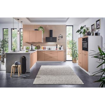 BUCĂTĂRIE LA COMANDĂ