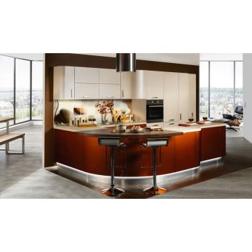 BUCĂTĂRIE LA COMANDĂ