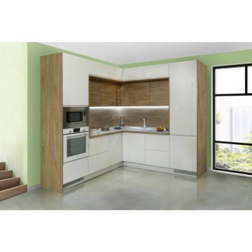 BUCĂTĂRIE LA COMANDĂ