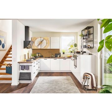 BUCĂTĂRIE LA COMANDĂ